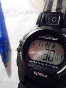 Ma montre est énorme, et je peux même chronométrer sous l'eau!